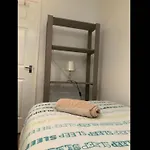 Small Modern Comfortable 2 Bedroom Apartment Cmyr