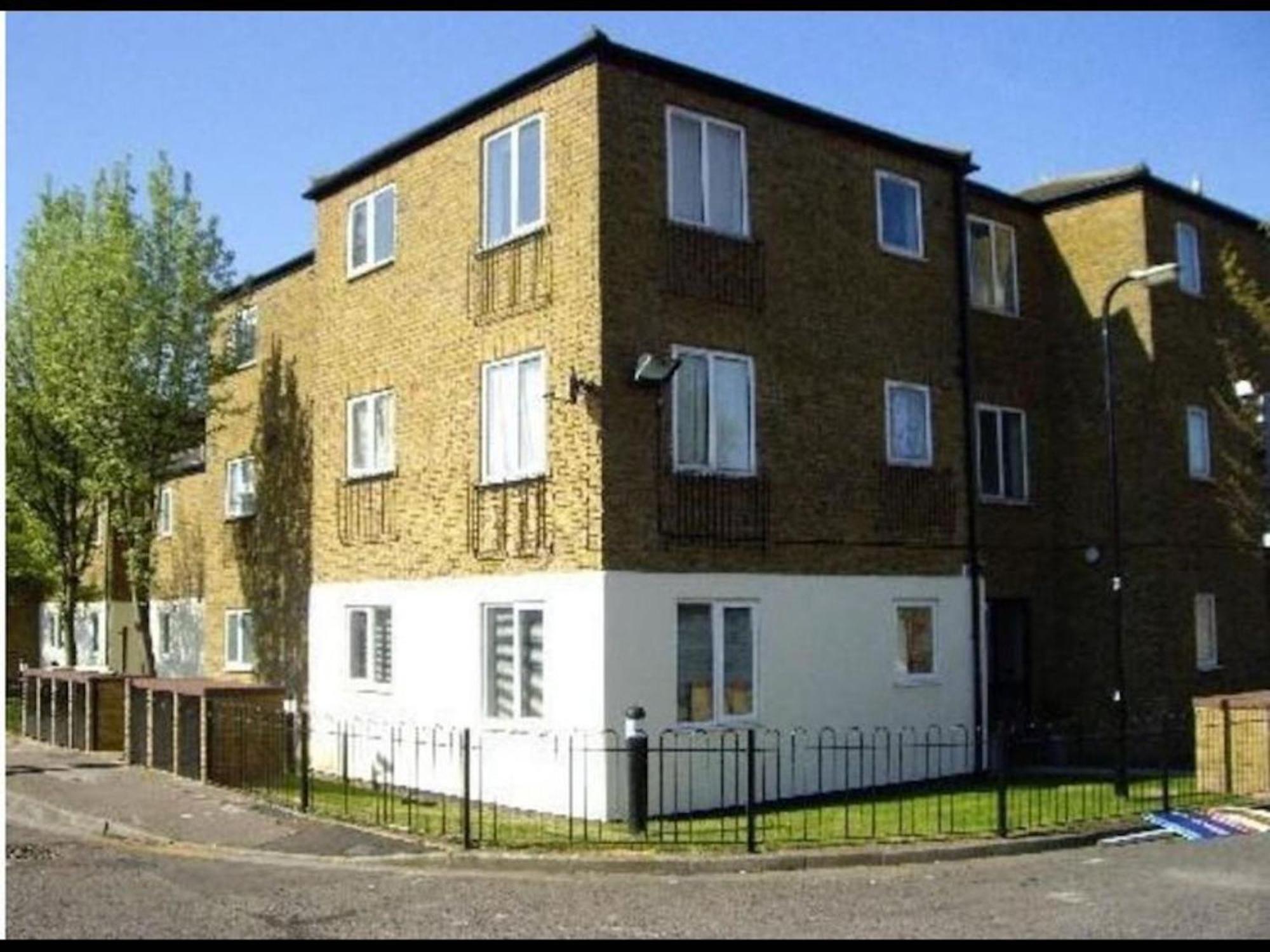 Apartment Small Modern Comfortable 2 Bedroom Cmyr Hayes (Greater London)