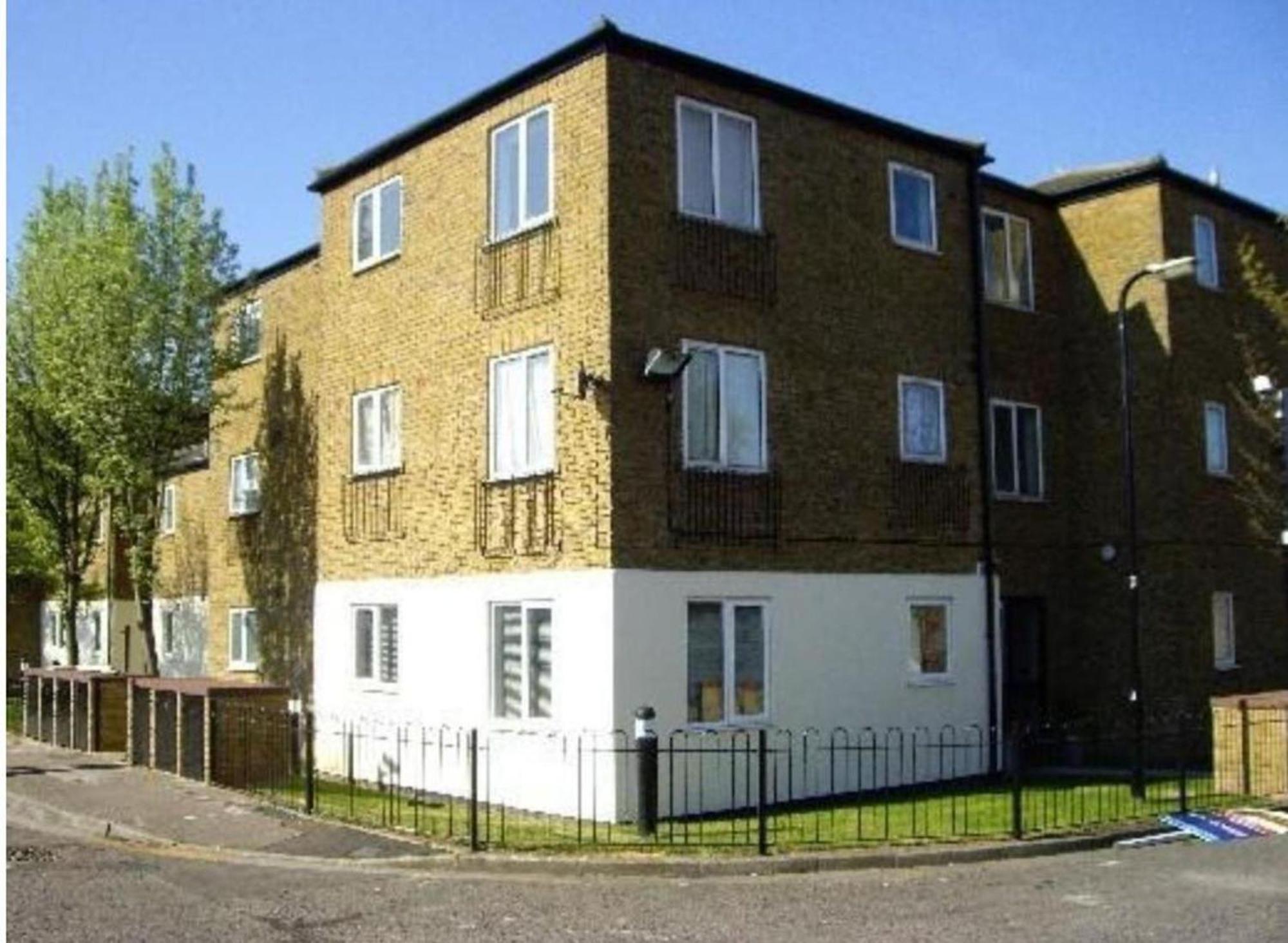 Apartment Small Modern Comfortable 2 Bedroom Cmyr Hayes (Greater London)